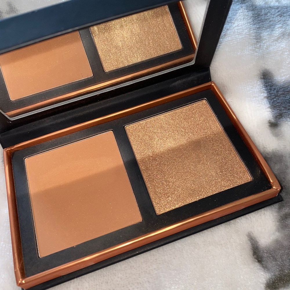 Alexis Ren x Colourpop Bronzer